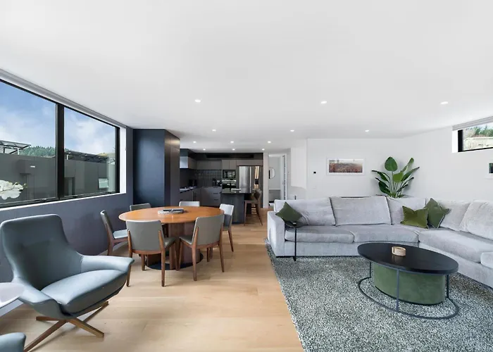 Aurora, Luxury In The Heart Of Villa *