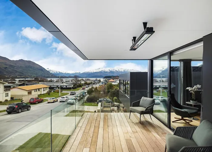 Villa Aurora, Luxury In The Heart Of Wanaka